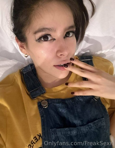 足の動画 オンリーファンズ 素敵 写真