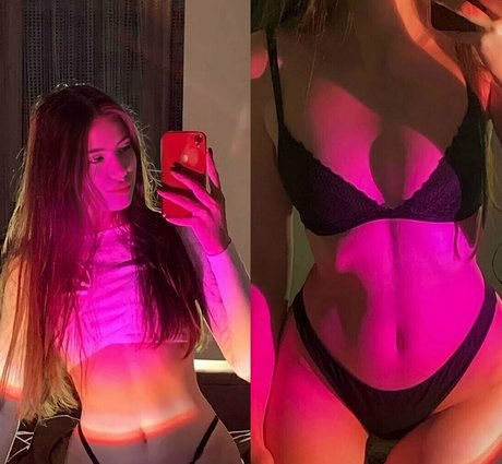 オンリーファンズを崇拝する ポルノグラフィック 画像