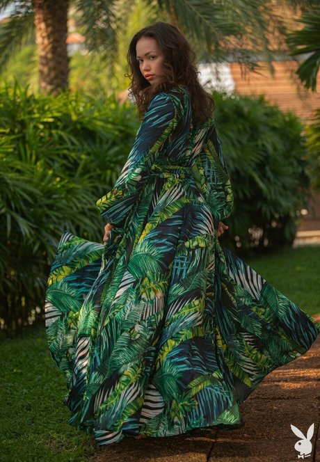 弁護士オンリーファンズ トップ 写真