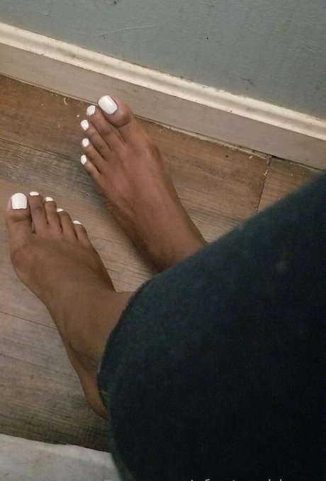 タトゥーオンリーファン セクシーxxx 写真