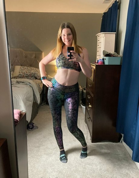 bootyshortsgirl ポルノスター ホット 写真