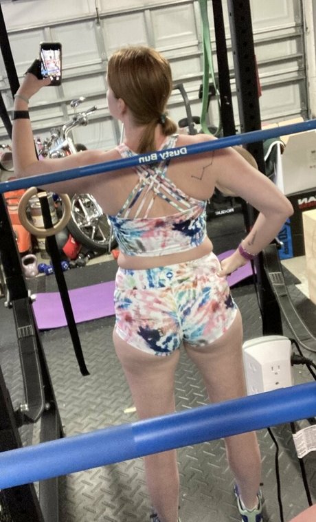 bootyshortsgirl セクシーなスター 写真