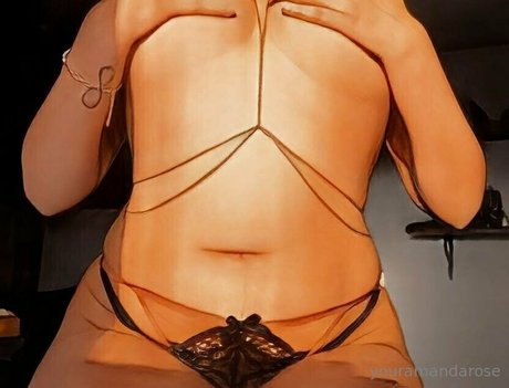 熟女アマチュアオンリーファンズ セクシー 写真