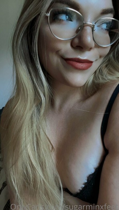 wicked minx エロティックなスター 写真