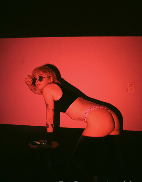 mar lotov アートポルノスター 画像