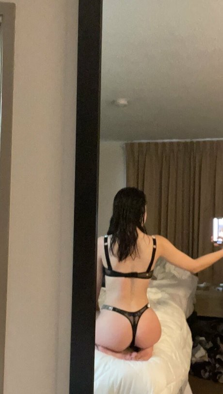 ヌード妻オンリーファンズ 美しいxxx 写真