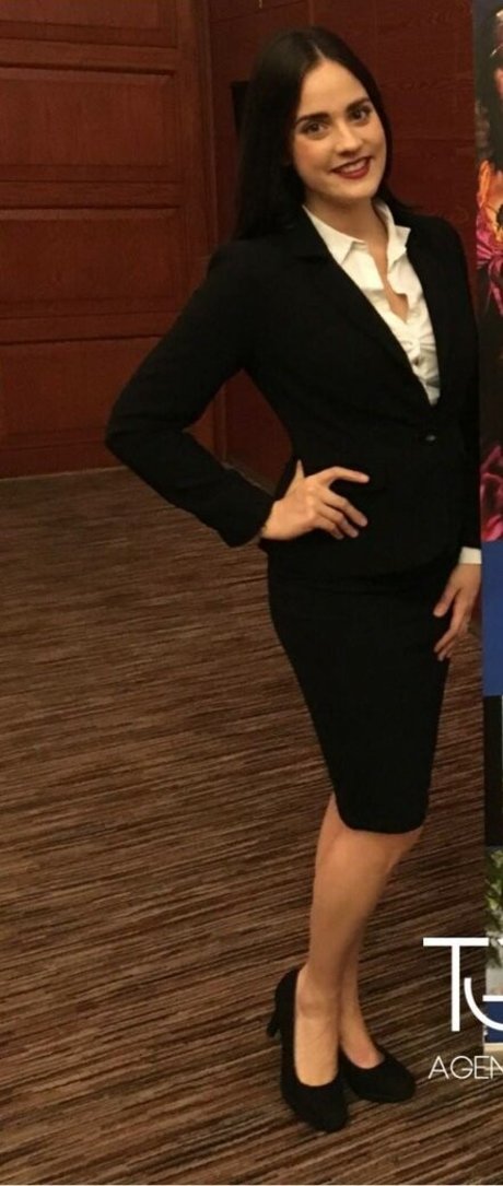 老母オンリーファン エロチック ギャラリー