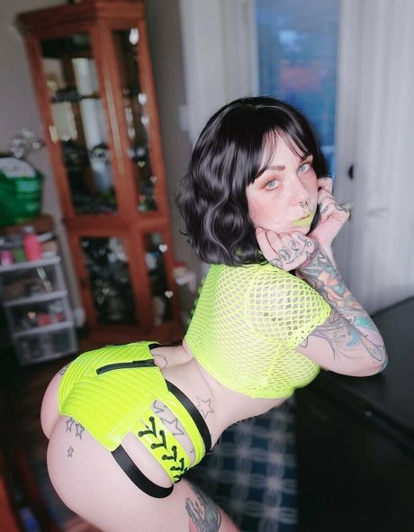 riini__free ポルノモデル 画像