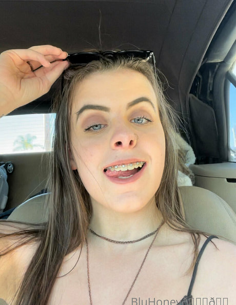 blufire999 エロティックなスター ギャラリー