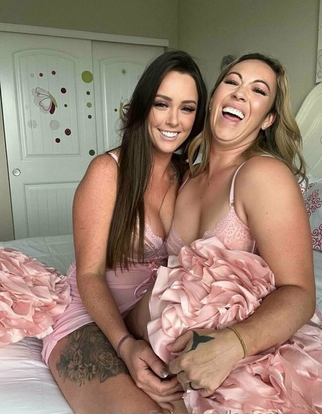 laciemayxo スター ヌード 写真