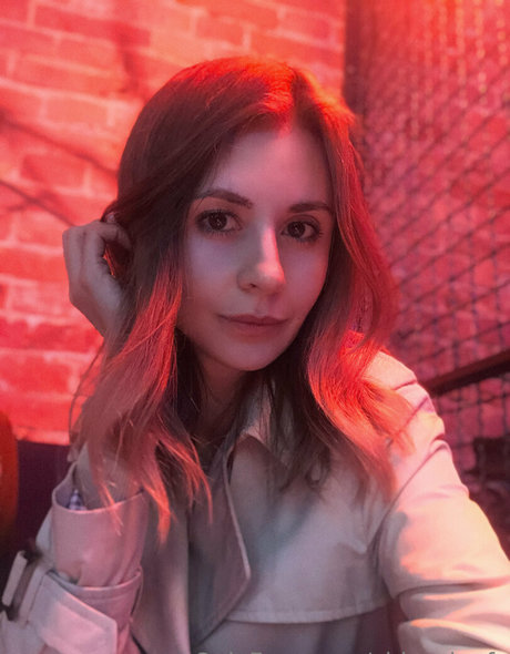 Chloe Leafs ヌードモデル 写真