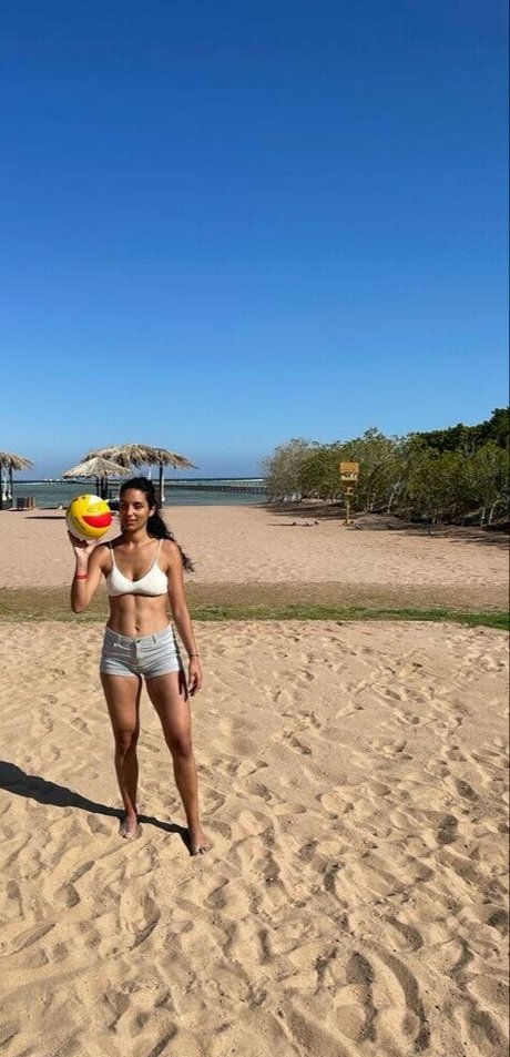 Clean With Me かわいいモデル 画像