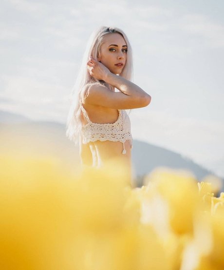 Jessu スター xxx 画像