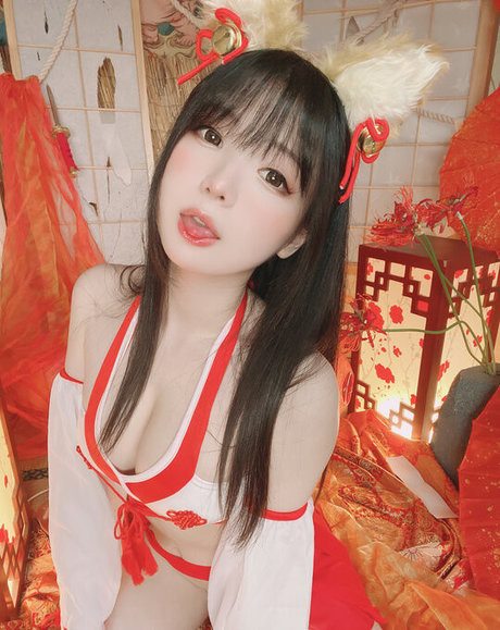 Shimo エロティックなスター 写真