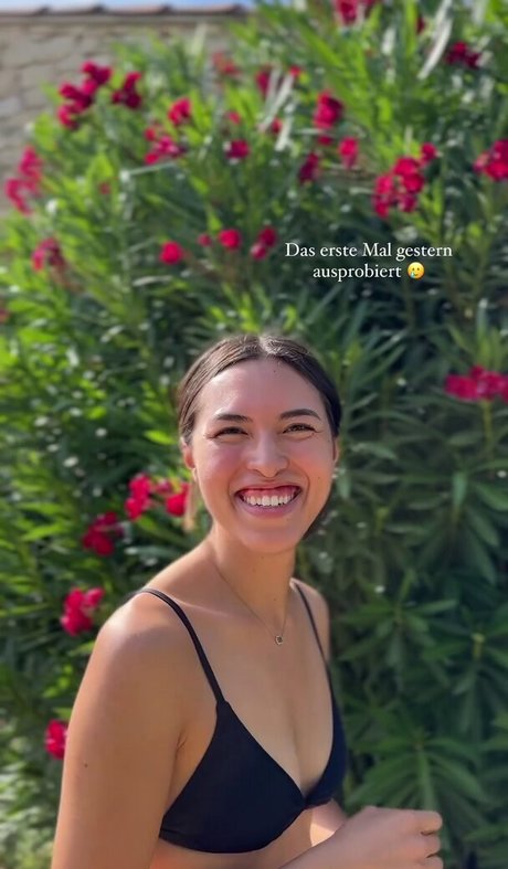 巨乳とお尻のオンリーファンズ えろた 写真