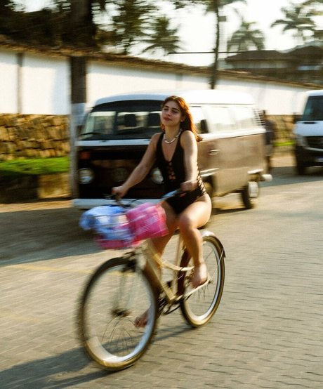 Gabi Stacenco 美しいモデル 画像