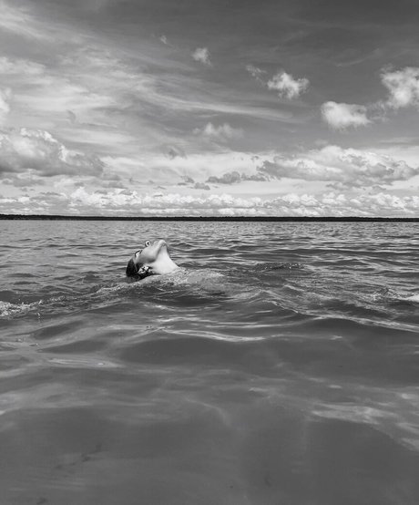 黒檀のお尻オンリーファンズ ホットセクシー 写真