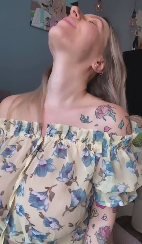 フィットネスアナルオンリーファンズ 無料ポルノ 画像