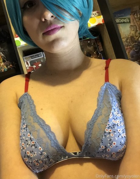 小柄な足オンリーファンズ ホットヌード 写真