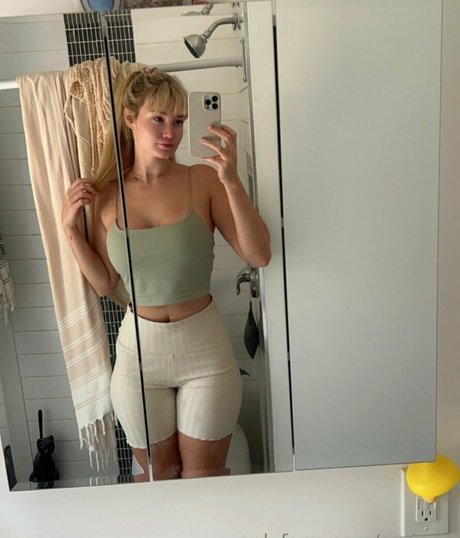 パパ ゲイ オンリーファンズ ポルノ 画像