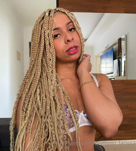 olympio larissa 独占モデル 画像