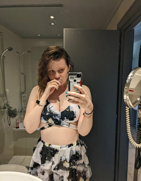 Reach For The Peach セックス女優 写真