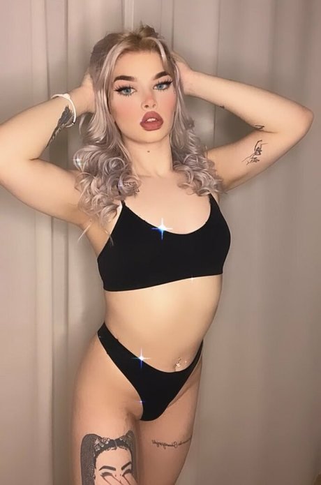 abishbharbie アダルトモデル 写真