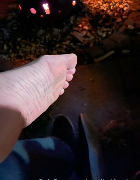 オイルを塗った巨乳オンリーファンズ 美しい 画像