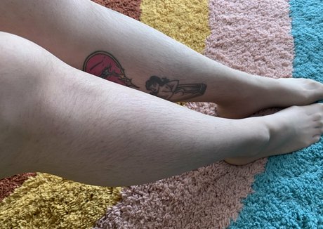 フィットネスベイビーオンリーファンズ エロ ギャラリー