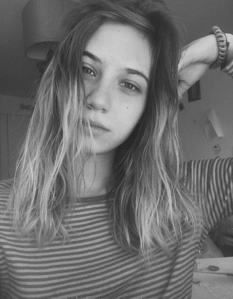 巨尻熟女オンリーファンズ 無料裸 ギャラリー