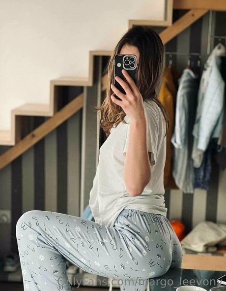 黒人3P オンリーファンズ ホット 写真