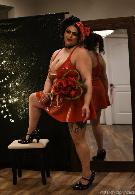 moodymusings アダルトモデル 写真