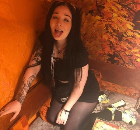 anastasia mcqueen HDモデル 写真