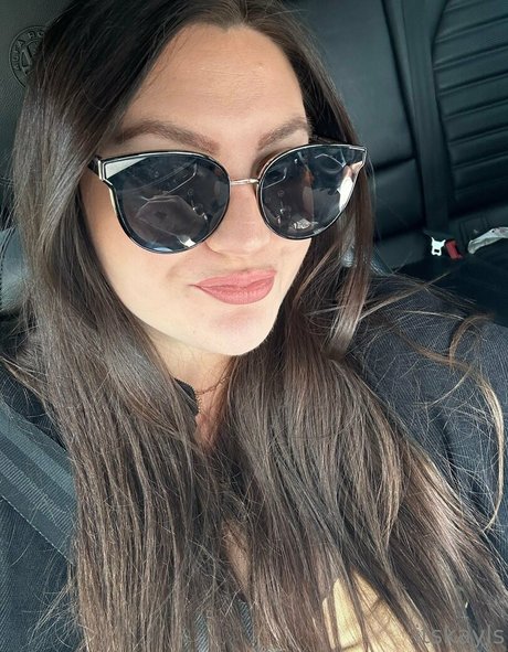 itskayls ポルノスター 写真