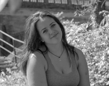 Pika Mikelj HDモデル 写真