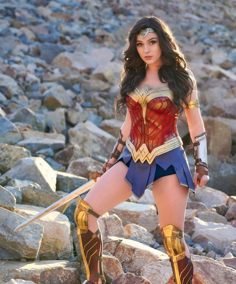 Taya Miller ヌードモデル 画像