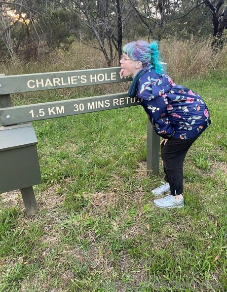 黒人ティーンのプッシーオンリーファンズ 素敵 ギャラリー