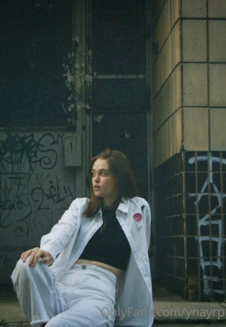 シャワー3P オンリーファンズ 美しい裸 写真