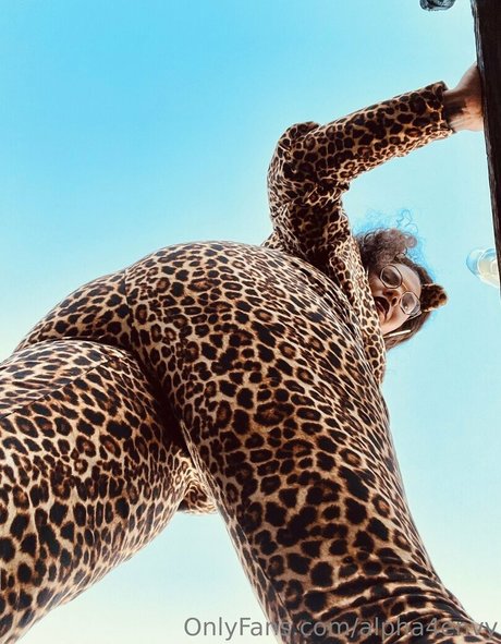 alpha4envy 裸のポルノスター 画像