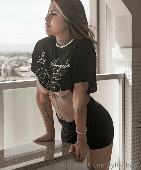 Lyllacham 最高のモデル ギャラリー