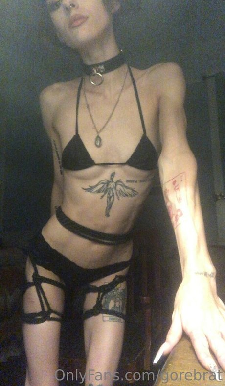 筋肉トランスオンリーファンズ 美しいxxx 画像