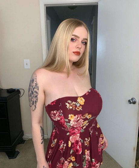 モデルファックオンリーファンズ xxx 写真