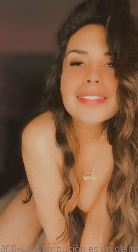 iamfey ポルノスター 写真