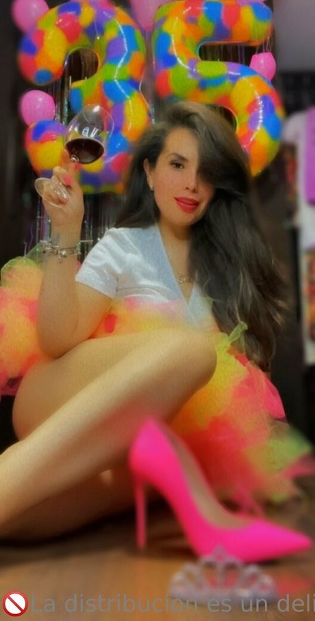 iamfey ホットなポルノスター 写真