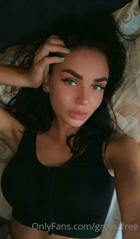 gress free ヌードモデル 写真