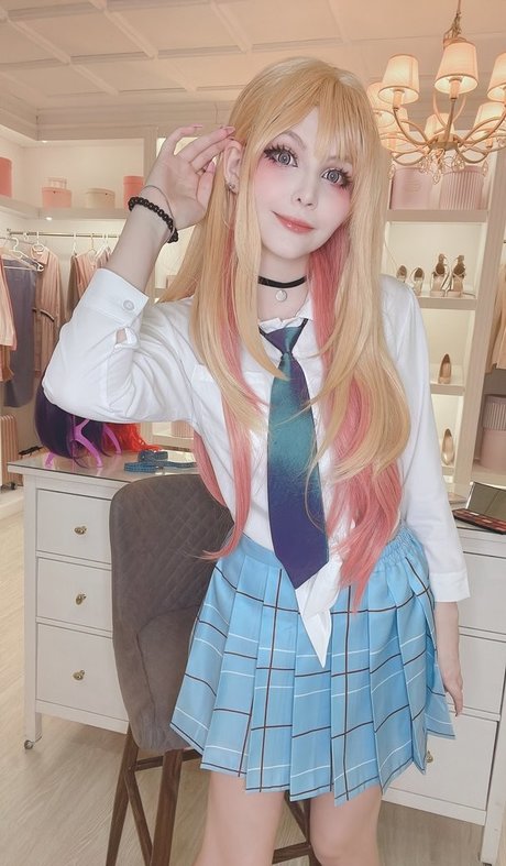 巨乳オナニーオンリーファンズ ポルノ 画像