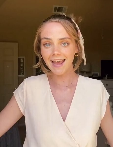 Lauren Mae xxxポルノスター ギャラリー