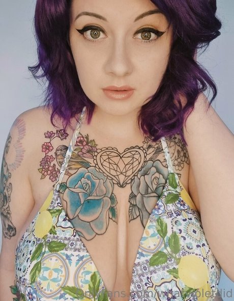 whatvioletdid ポルノスター 写真