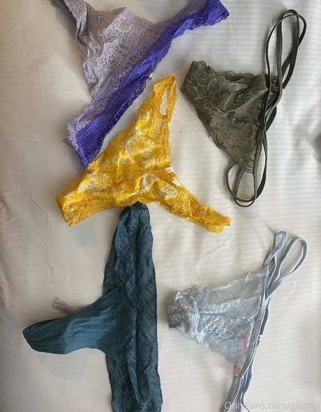 gianna アダルトモデル 写真