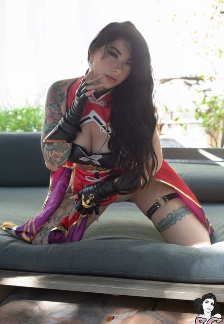 Alerose ヌードのポルノスター 画像